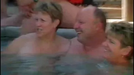 Man pornofilm kijken masturberen paard meisje.