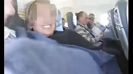 Ale FaIs fa cavalca rides een gratis sex films bekijken lul shaking haar tieten.