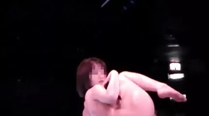 Rondborstig gratis films kijken sex meisje uitkleden.