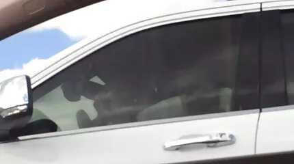 De kont van het blondje is klaar voor een grote gratis sex films kijken lul.
