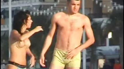 Lesvukhi had seks met een porno film gratis kijken lul.