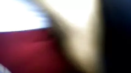 Cann Zwart Zwart plaagt haar poesje en gratis pornofilms bekijken vangt orgasme.