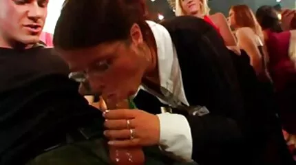 Rubber lul en sexfilms gratis kijken twee lesbiennes.
